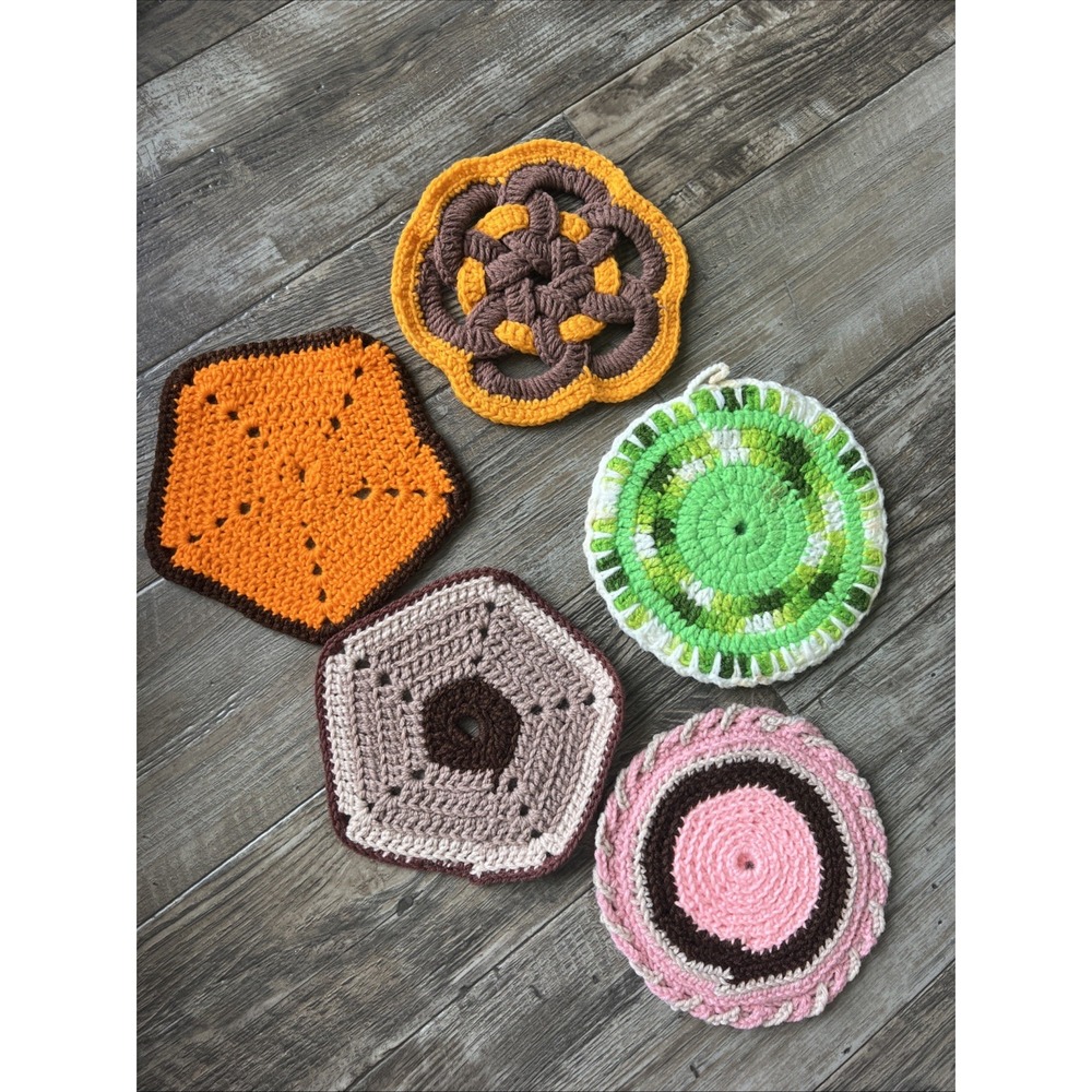 Vtg Handmade Set of 5 Crochet Pot Holders Hot Pads MCM Cottage Core